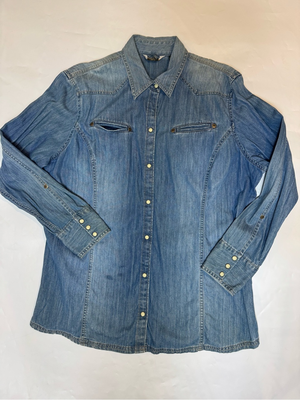 Eddie Bauer Shirt Women's XXL blue denim Pearl Snap vintage western